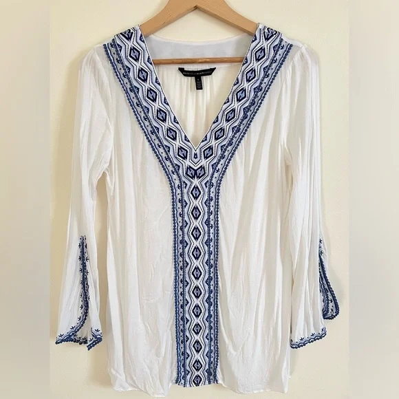 4/$25 WHBM Women Tunic‎ Shirt sz 6 White Blue Embroidery Argyle Fair Isle Casual - Picture 5 of 15